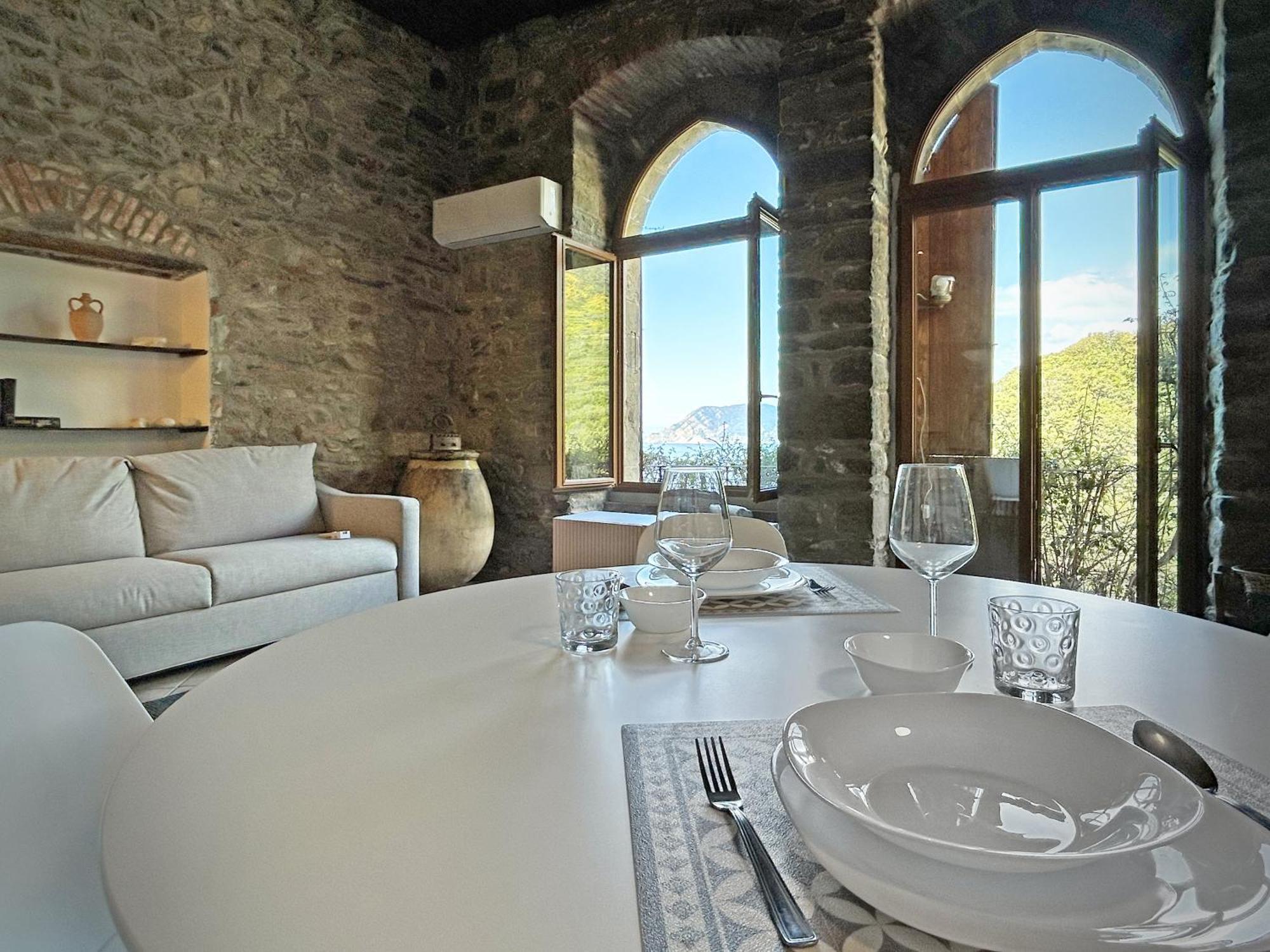 Pietra Azzurra, Newly Renovated Apartment กอร์นิญา ภายนอก รูปภาพ
